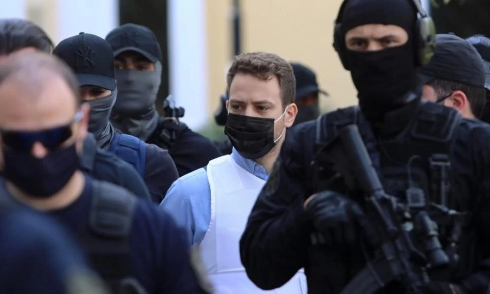 Γλυκά Νερά: Τι ανέφερε στην απολογία του ο 32χρονος